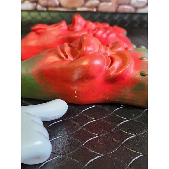 Red Chili Pepper  Anthropomorphic Faces Signed By Artist R. Vandamme 1996 Set - Picture 4 of 10